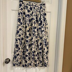 Anne Hall Bergdorf Goodman Women's Fully Pleated Blue & White Skirt 100% Silk 6